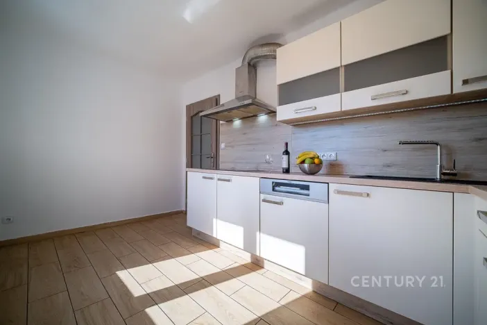 Pronájem bytu 2+1, České Budějovice - České Budějovice 6, Polní, 61 m2