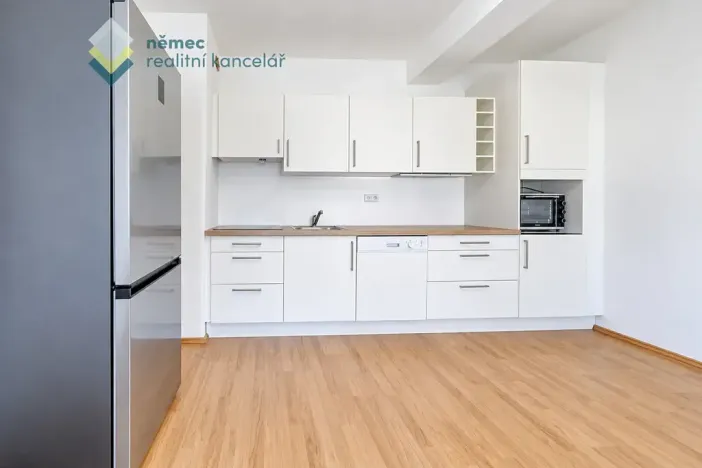 Pronájem bytu 2+kk, Praha - Satalice, K nádraží, 44 m2