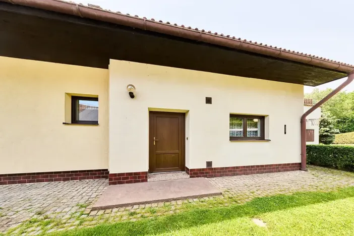 Prodej rodinného domu, Vestec, 158 m2