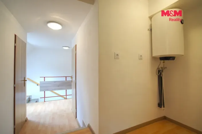 Prodej rodinného domu, Hutisko-Solanec - Solanec pod Soláněm, 180 m2
