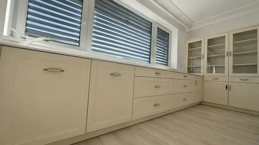 Pronájem vily, Zlín, 574 m2