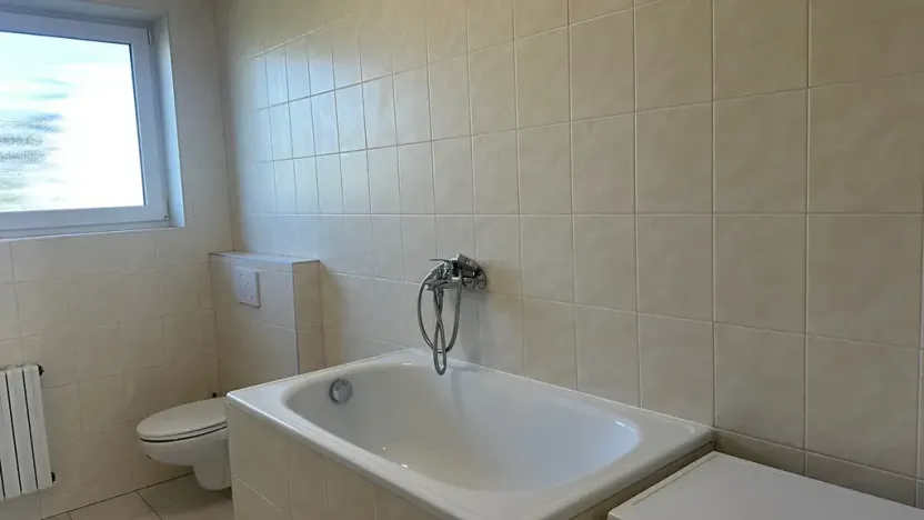 Pronájem vily, Zlín, 574 m2