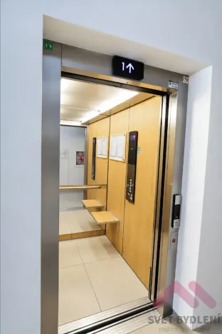 Pronájem bytu 3+kk, Praha - Modřany, Nesvadbova, 120 m2
