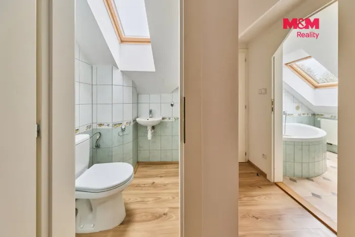 Prodej chalupy, Bernartice, 226 m2