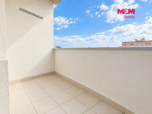 Pronájem bytu 1+1, Louny, Náměstí Benedikta Rejta, 36 m2