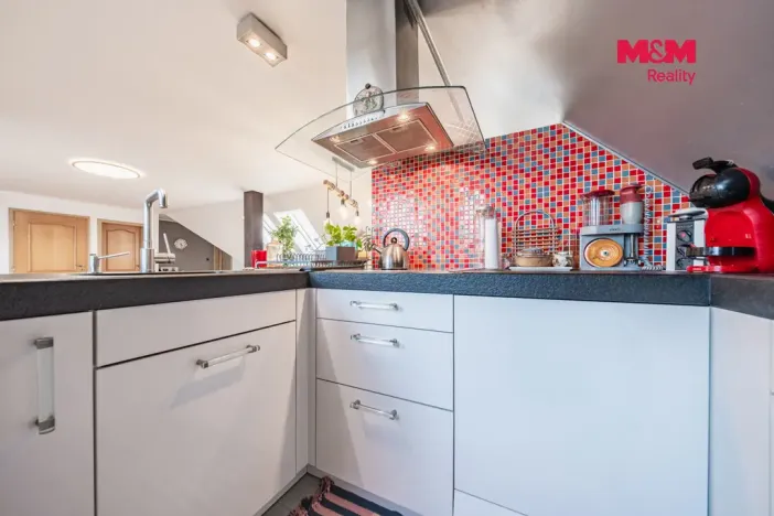 Prodej rodinného domu, Psáry - Dolní Jirčany, U Studny, 275 m2