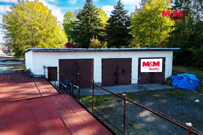 Prodej garáže, Karlovy Vary, Smetanova, 22 m2