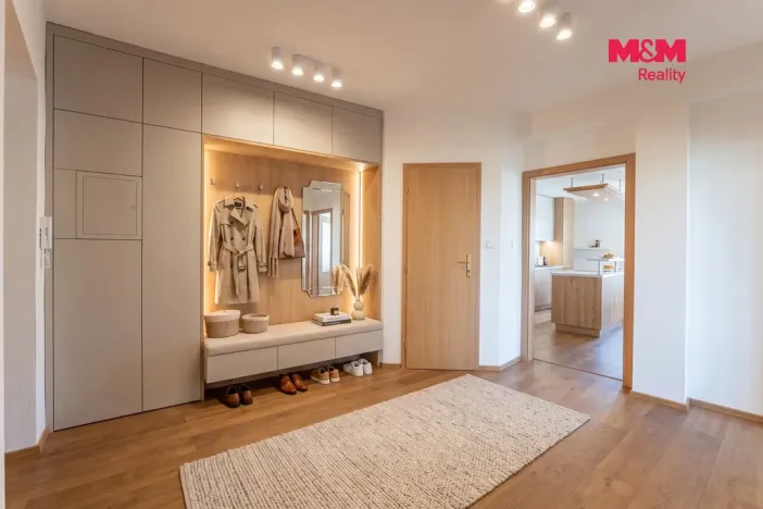 Prodej bytu 4+kk, Kosmonosy, Zahradní, 100 m2