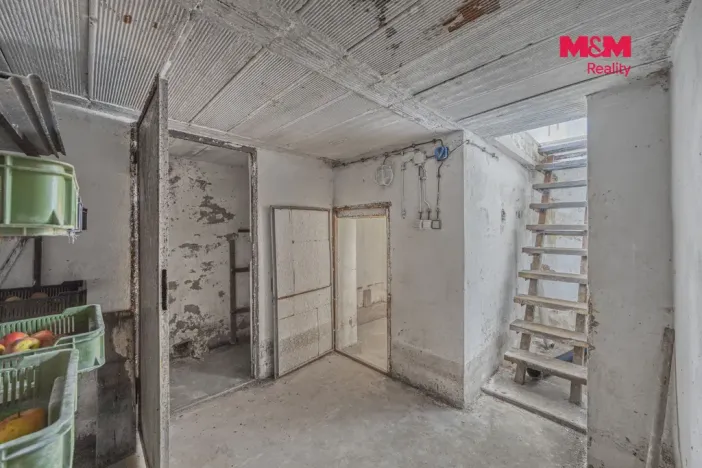 Prodej chaty, Hradec Králové - Svobodné Dvory, Zahrádkářská osada Dolíky, 14 m2