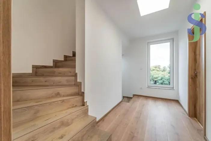 Prodej rodinného domu, Praha - Ďáblice, Zářijová, 112 m2