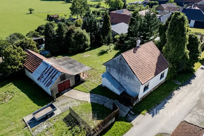 Prodej rodinného domu, Dříteň, 90 m2