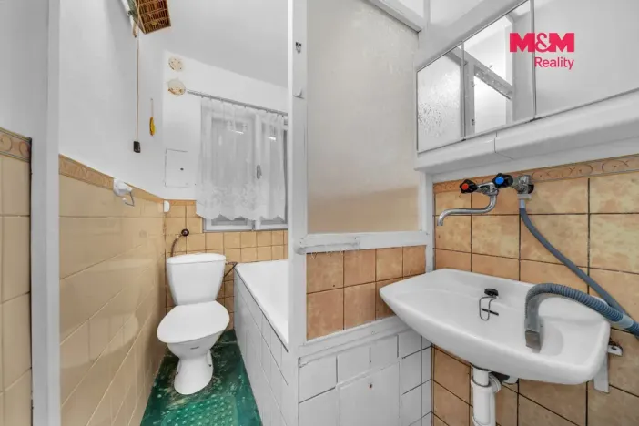 Prodej rodinného domu, Úsobí, 678 m2