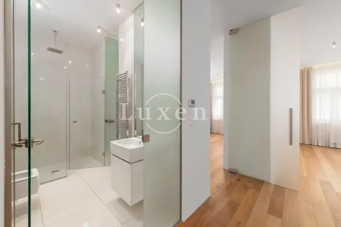 Pronájem bytu 5+kk, Praha - Vinohrady, Laubova, 184 m2