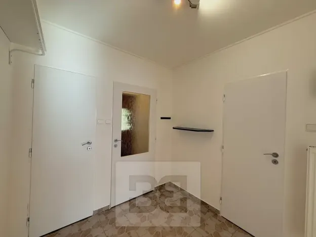 Pronájem bytu 2+1, Vodochody, U Studánky, 74 m2