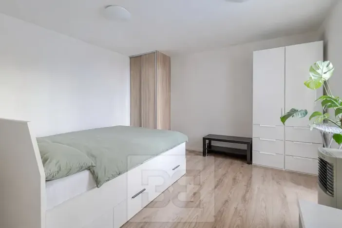 Prodej bytu 4+kk, Praha - Lochkov, 88 m2