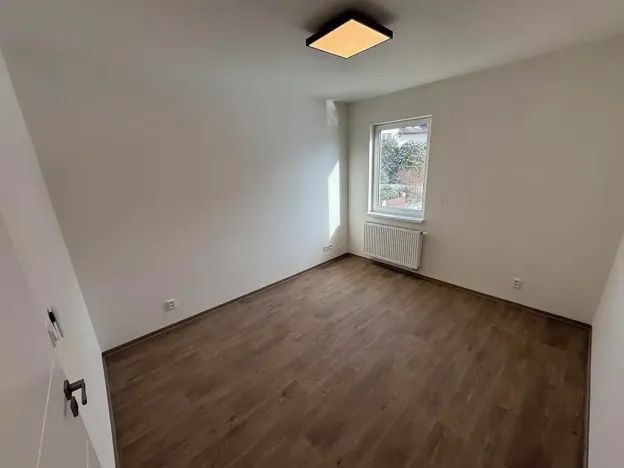 Pronájem bytu 3+kk, Praha, Únorová, 73 m2