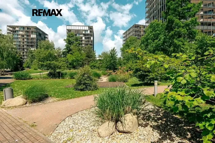 Pronájem bytu 1+kk, Praha - Žižkov, Ke kapslovně, 38 m2