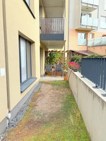 Pronájem bytu 2+kk, Praha - Suchdol, Suchdolské náměstí, 48 m2