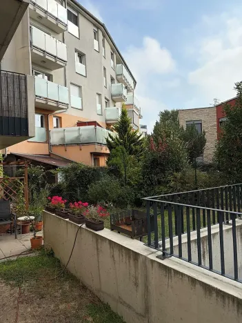 Pronájem bytu 2+kk, Praha - Suchdol, Suchdolské náměstí, 48 m2