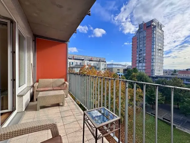 Pronájem bytu 2+kk, Praha - Strašnice, Názovská, 59 m2