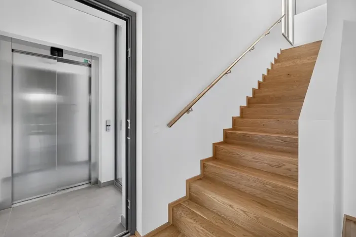 Prodej bytu 5+kk, Praha - Smíchov, Akáciová, 185 m2