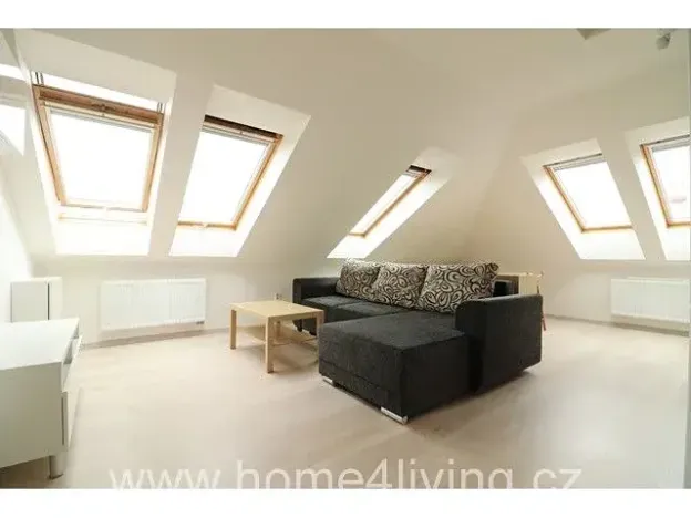 Pronájem bytu 2+kk, Brno, Tábor, 52 m2
