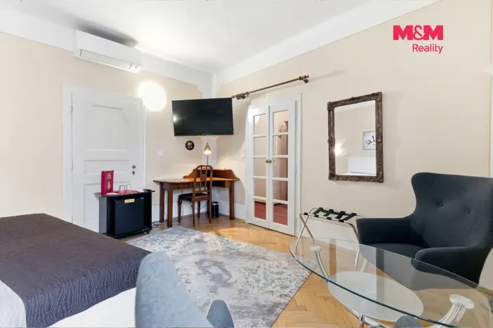 Prodej ubytování, Mladá Boleslav - Mladá Boleslav II, Českobratrské náměstí, 961 m2