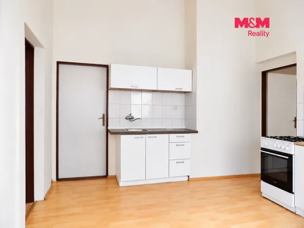 Pronájem bytu 2+1, Teplice, U nádraží, 50 m2