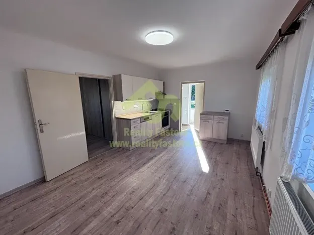 Pronájem bytu 2+kk, Rokycany, Polní, 41 m2