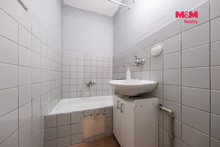 Pronájem bytu 1+1, Praha - Záběhlice, Bramboříková, 34 m2
