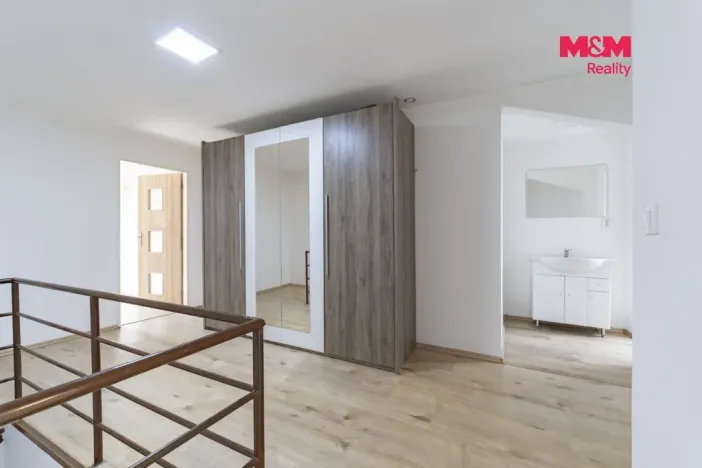 Pronájem bytu 4+1, Cheb, Svobody, 128 m2