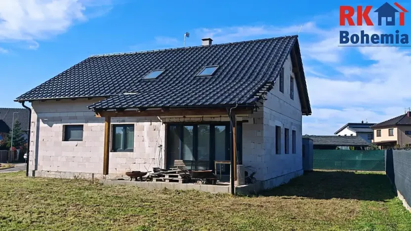 Prodej rodinného domu, Mnichovo Hradiště, Okružní, 175 m2