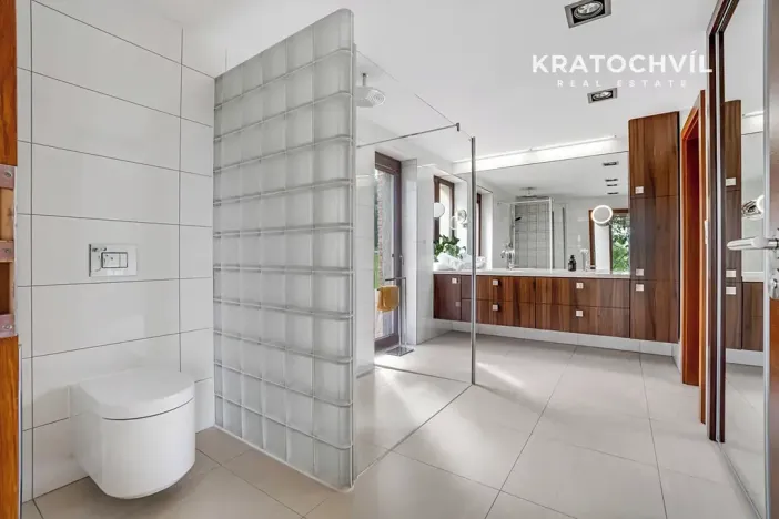 Prodej rodinného domu, Praha - Velká Chuchle, U bažantnice, 674 m2