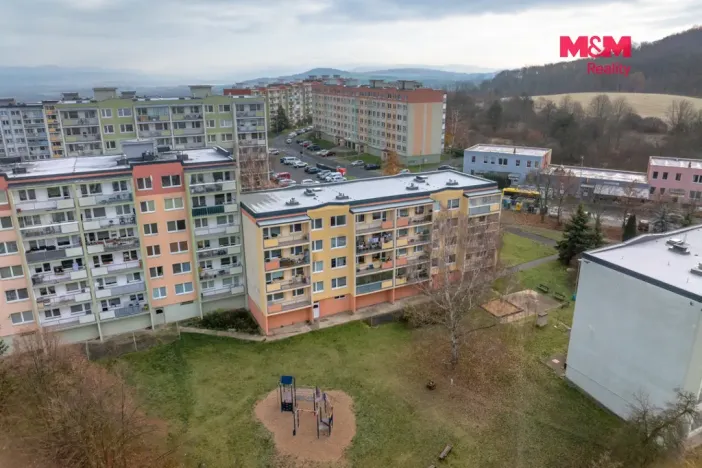 Prodej bytu 2+1, Teplice - Trnovany, V závětří, 83 m2
