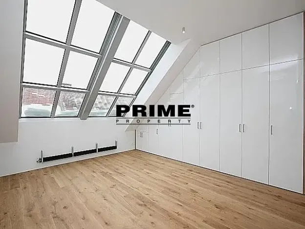 Pronájem bytu 4+kk, Praha - Vinohrady, Laubova, 200 m2