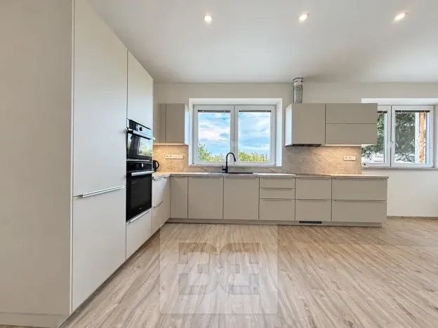 Pronájem rodinného domu, Dolní Dunajovice, Kostelní, 130 m2