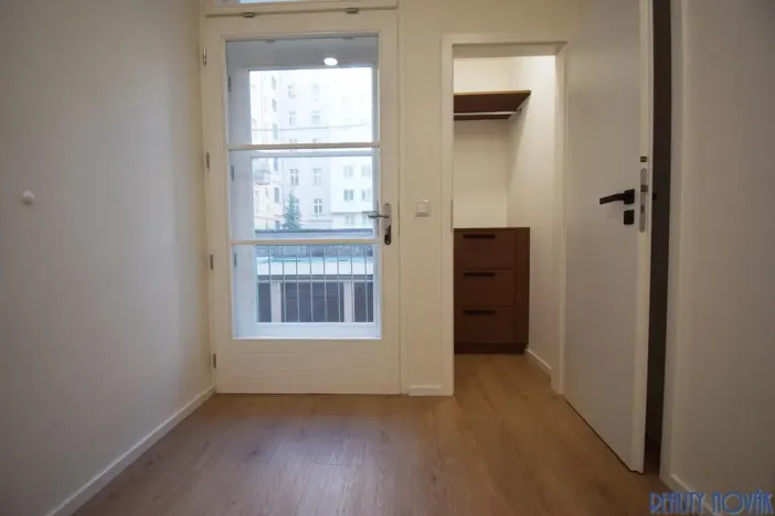 Pronájem bytu 3+kk, Praha - Holešovice, Janovského, 86 m2