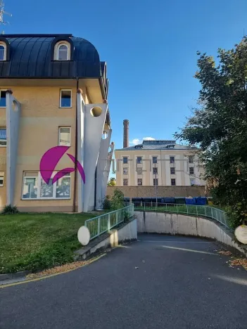 Pronájem garážového stání, Olomouc, Wellnerova, 14 m2