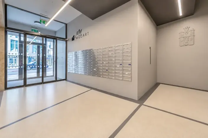 Pronájem bytu 1+kk, Praha - Smíchov, Plzeňská, 20 m2