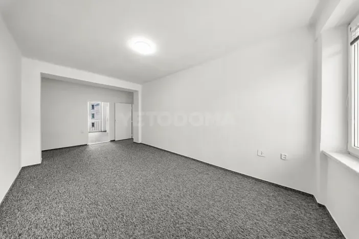 Prodej bytu 2+1, Plzeň, Blatenská, 55 m2