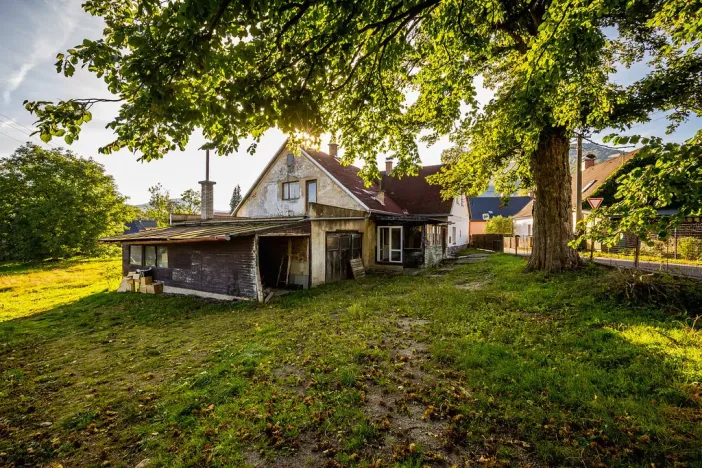 Prodej rodinného domu, Hejnice, 219 m2