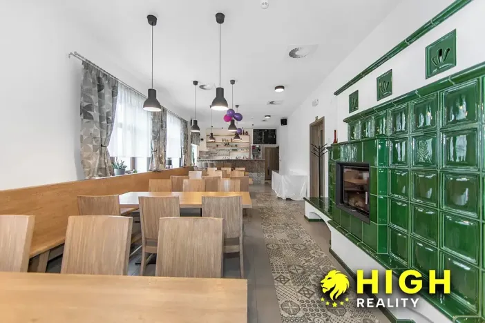 Prodej ubytování, Dobřany, Lipová, 820 m2