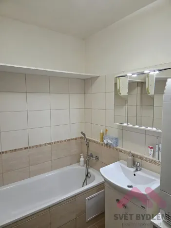 Pronájem bytu 2+1, Praha - Žižkov, Křížkovského, 62 m2