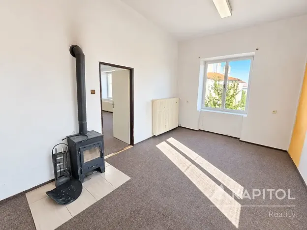 Prodej rodinného domu, Chrast, Náměstí, 199 m2