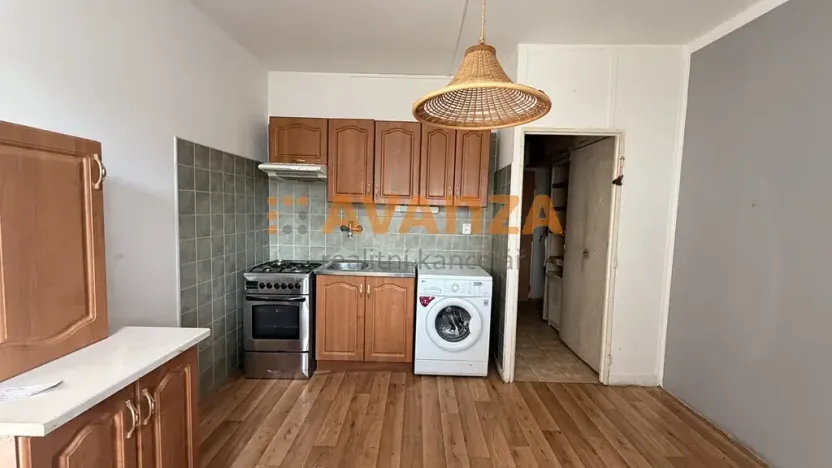 Prodej bytu 2+kk, Děčín, Jezdecká, 35 m2
