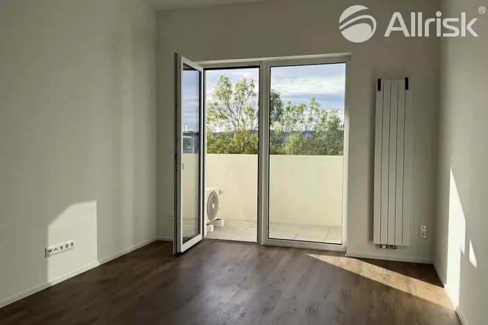 Pronájem kanceláře, Brno, Komárovská, 29 m2