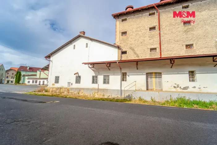 Prodej komerčního pozemku, Podbořany, 10982 m2