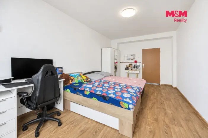 Prodej bytu 2+kk, Kralupy nad Vltavou - Lobeček, nám. Mládežníků, 52 m2