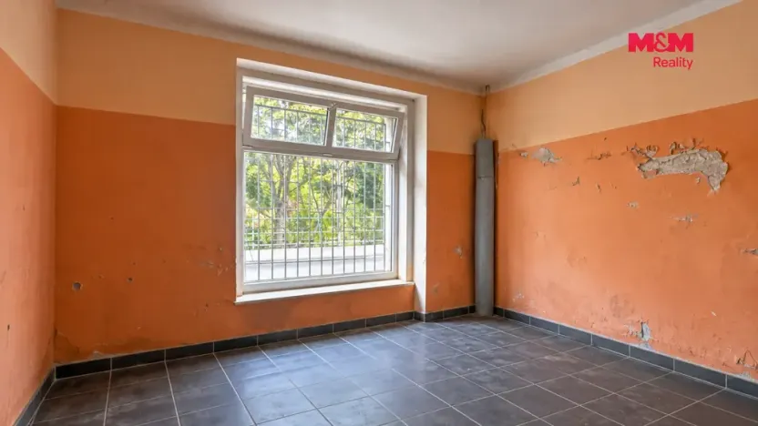 Pronájem obchodního prostoru, Karlovy Vary - Drahovice, Drahomířino nábř., 115 m2