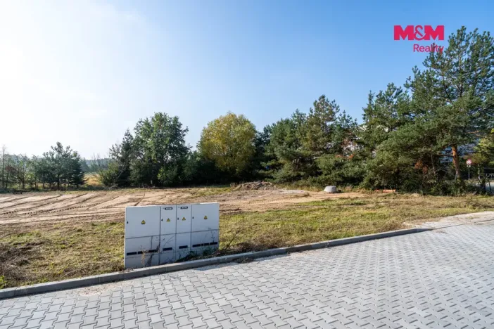 Prodej pozemku pro bydlení, Dobřenice, 813 m2